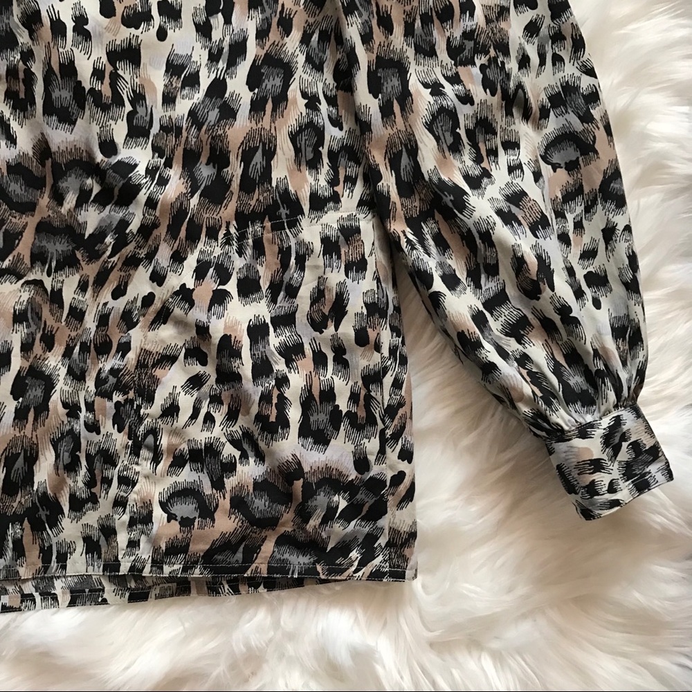 ⭕️SOLD⭕️ Authentic Chloe Leopard Print Blouse - Picture 6 of 8